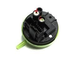 Датчик уровня воды для стиральной машины Indesit Ariston оригинальный C00264321